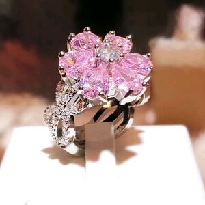 Elegant Pink Floral Ring